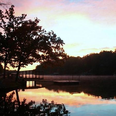#09 - Large Lakeview One Bedroom- Pet Friendly Hot Springs Buitenkant foto