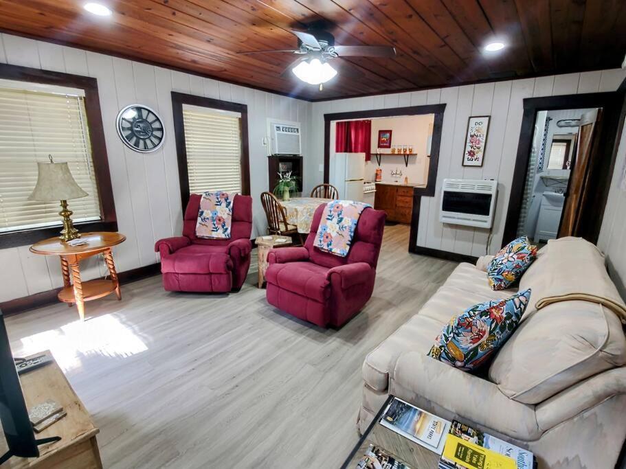 #09 - Large Lakeview One Bedroom- Pet Friendly Hot Springs Buitenkant foto